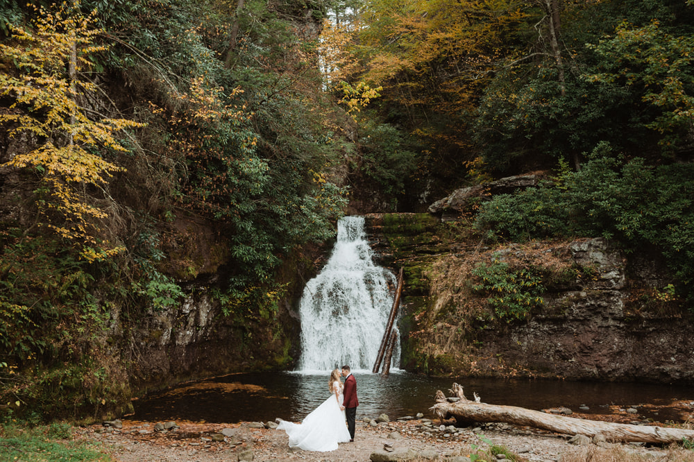 Tall Timber Barn Pocono Wedding Ashley and Rey